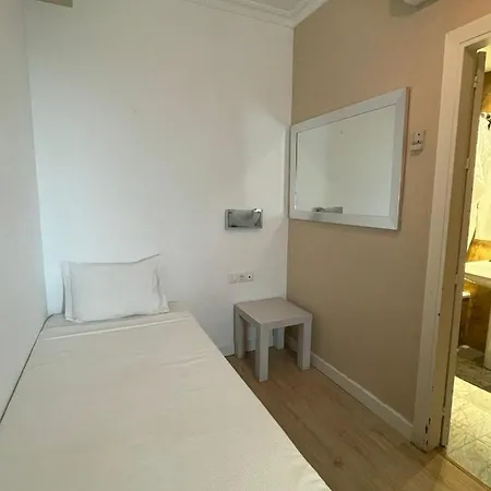 Trafalgar Otel