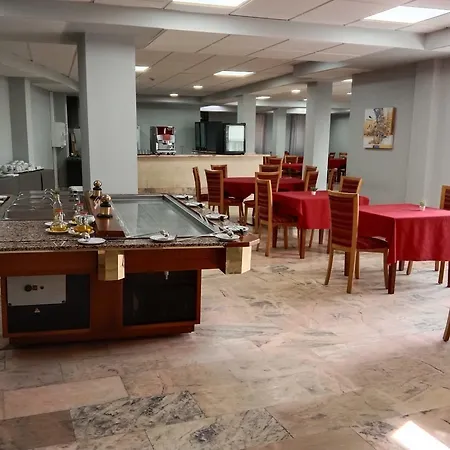 Trafalgar Otel