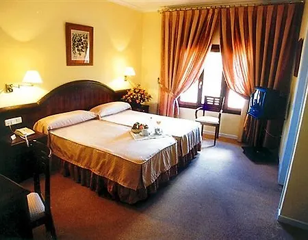 Otel Trafalgar 3*