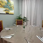 Trafalgar Hotel 3*